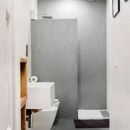 Design Loft Bocconi Apartment Milan