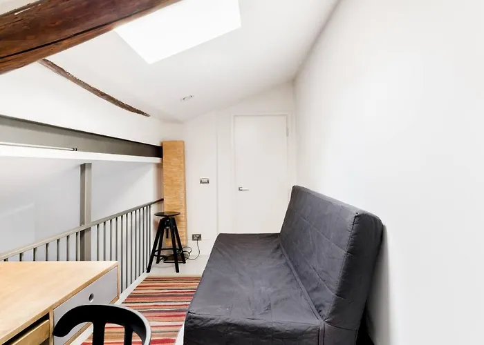 Design Loft Bocconi * Милан