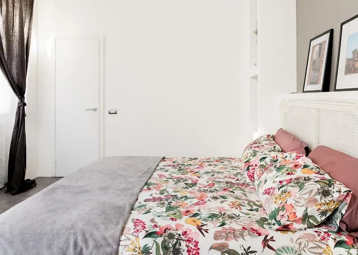 Апартаменты Design Loft Bocconi Милан