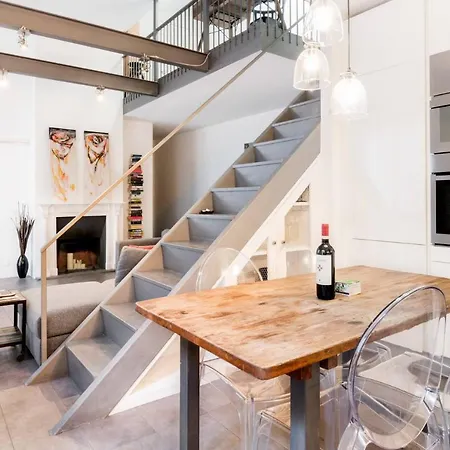 Design Loft Bocconi شقة